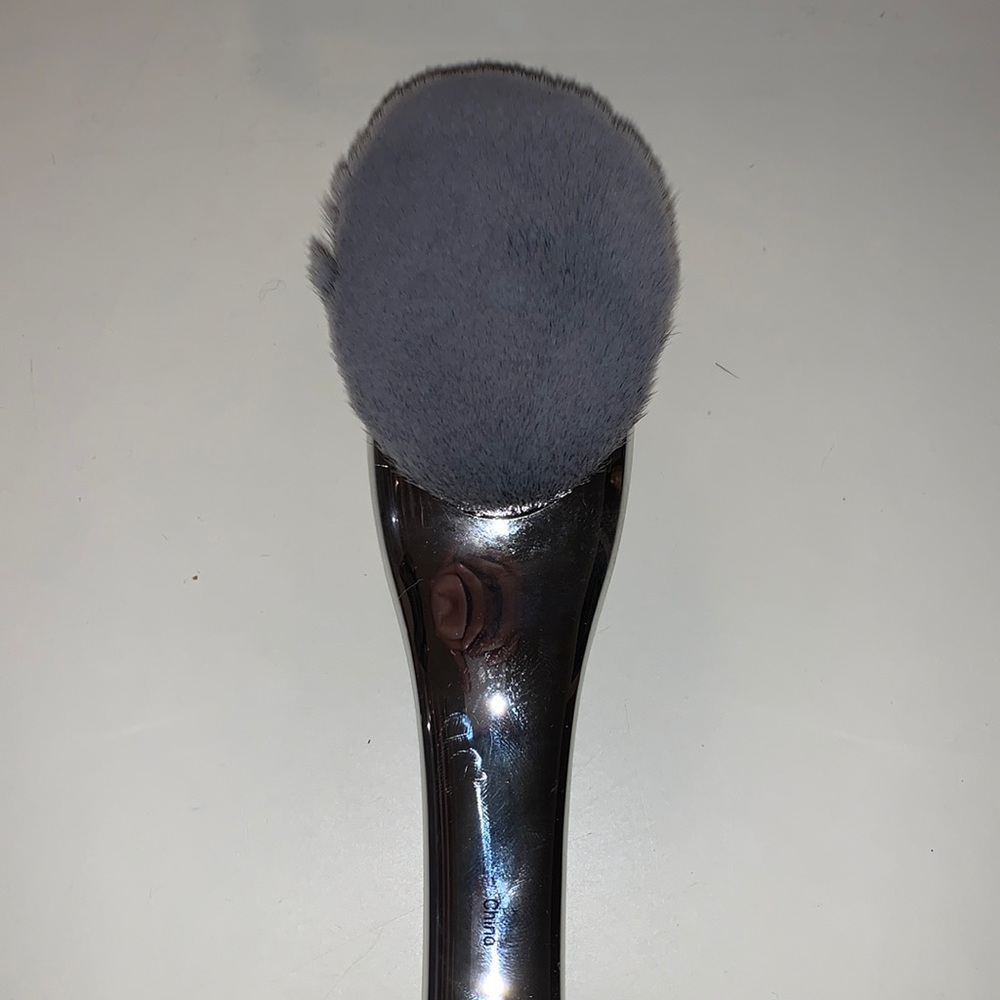 Artis oval 8 brush “skincare”